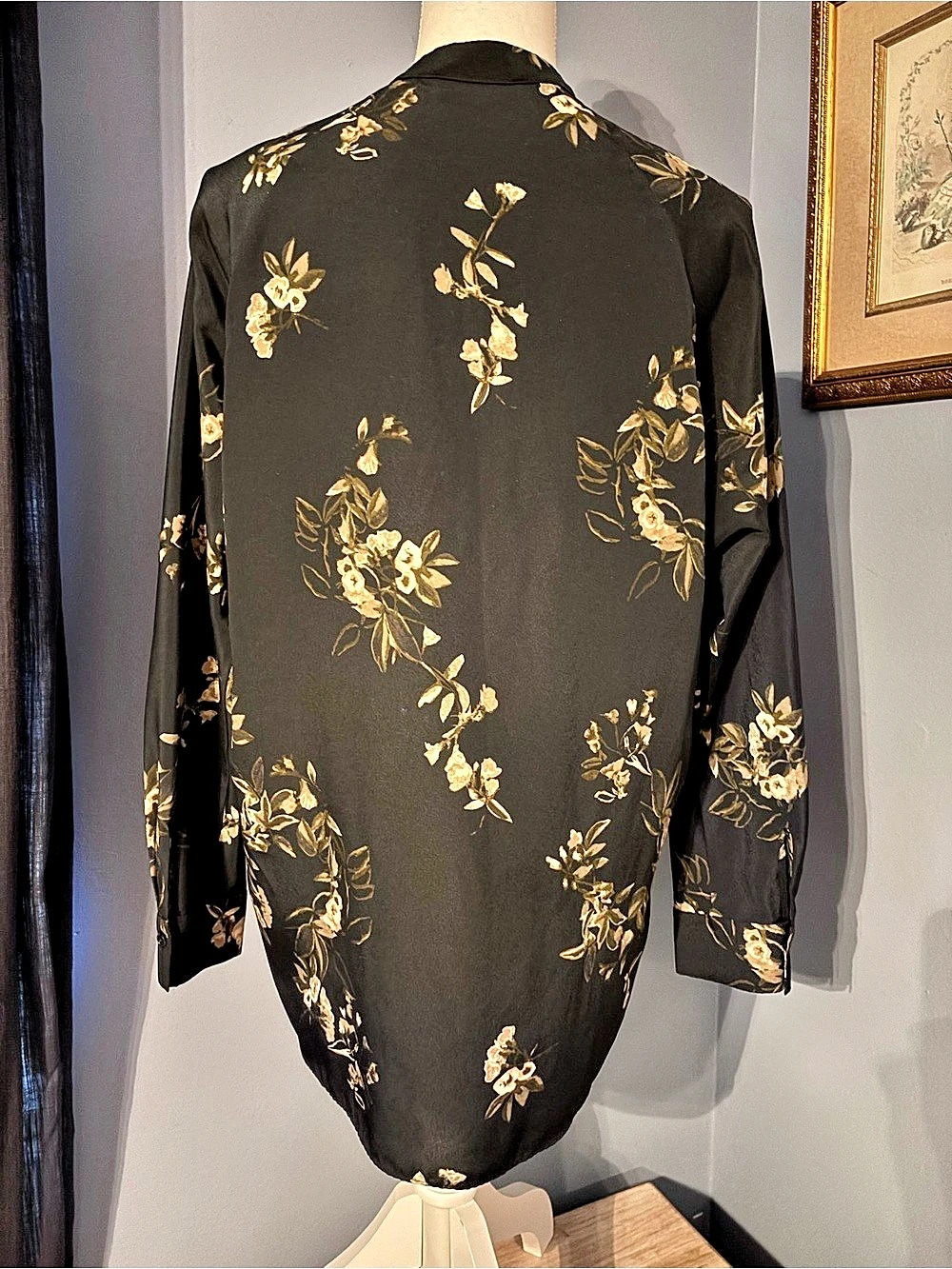 Vince Floral Blouse Black & Gold/Brown Size Small - Picture 4 of 12
